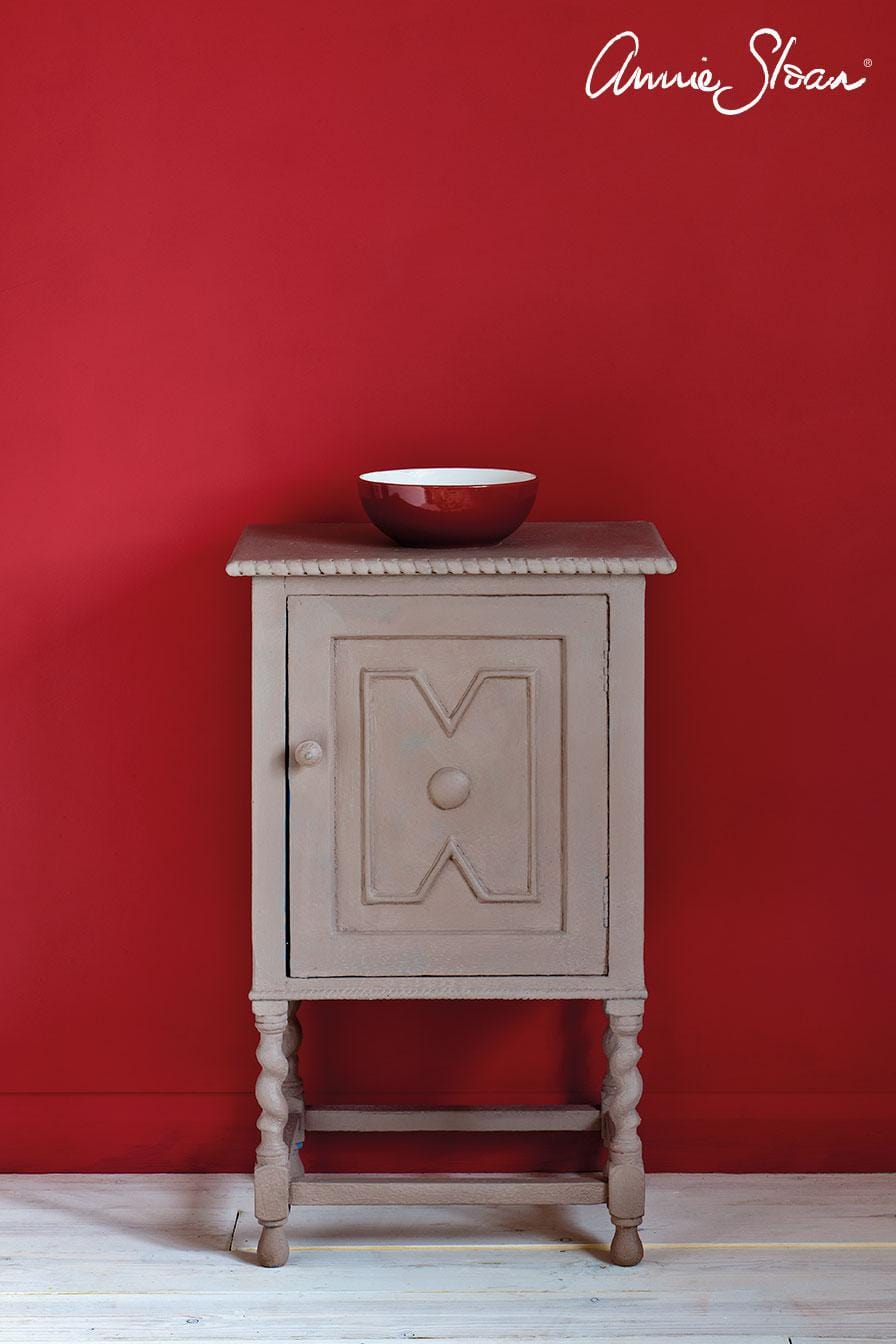 The Owl Box Chalk Paint® by Annie Sloan Emperor's Silk