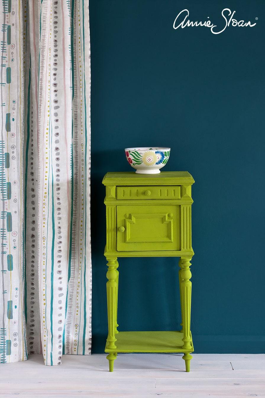 The Owl Box Paint Chalk Paint® by Annie Sloan Firle